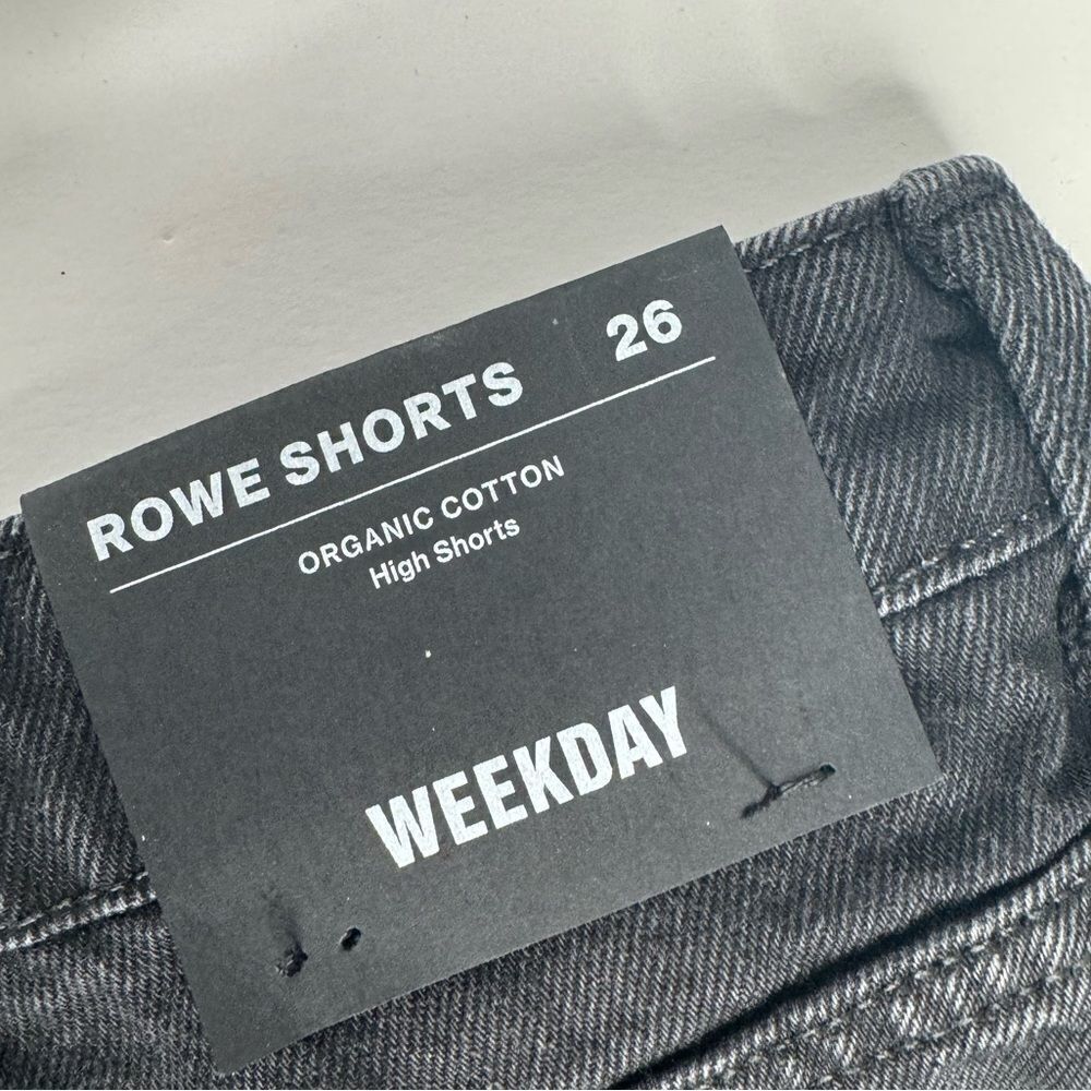 Weekday Rove Shorts size 26 - Picture 5 of 5